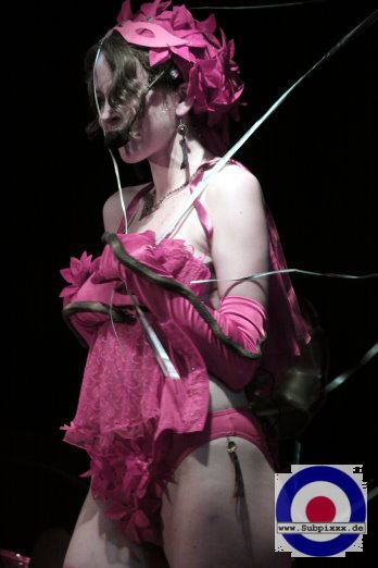 Singin Sue (D) Ballroom Goes Burlesque - Noels Ballroom Leipzig 17. September 2011 (25).JPG